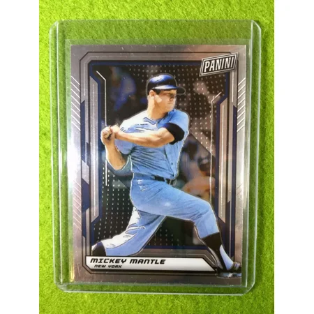 MICKEY MANTLE BASEBALL CARD YANKEES SP 2019 National VIP Silver Chrome