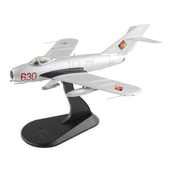 Hobby Master | 1:72 Scale Diecast Military Aircraft Replica | MIG-17F Fresco C 630, JBG-37, DDR, Dreitz 1969 (w/UB-16-57) | Model HA5914
