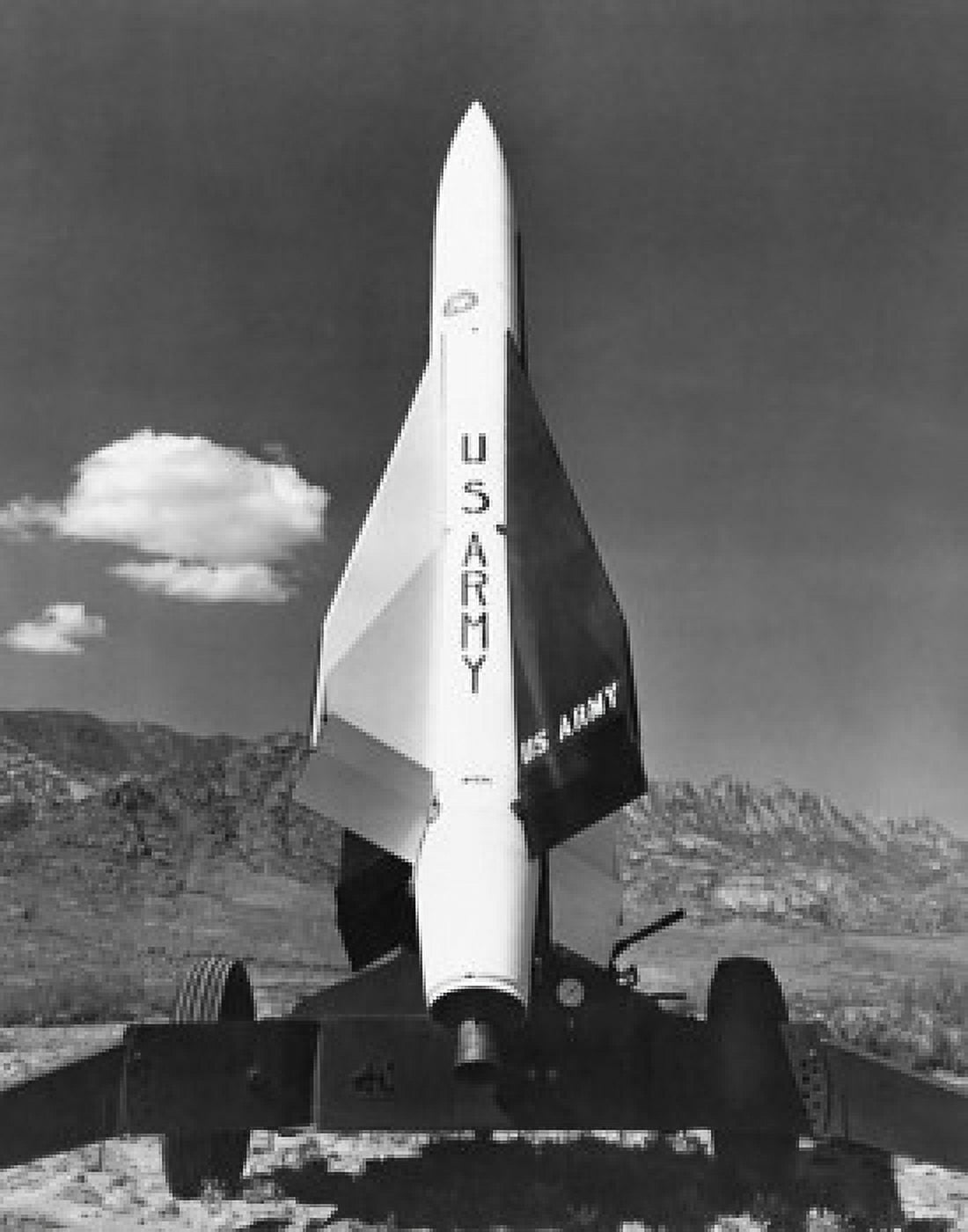 MIM-23 Hawk Surface-to-Air Missile White Sands Missile Range New Mexico USA Canvas Art - (24 x 36)