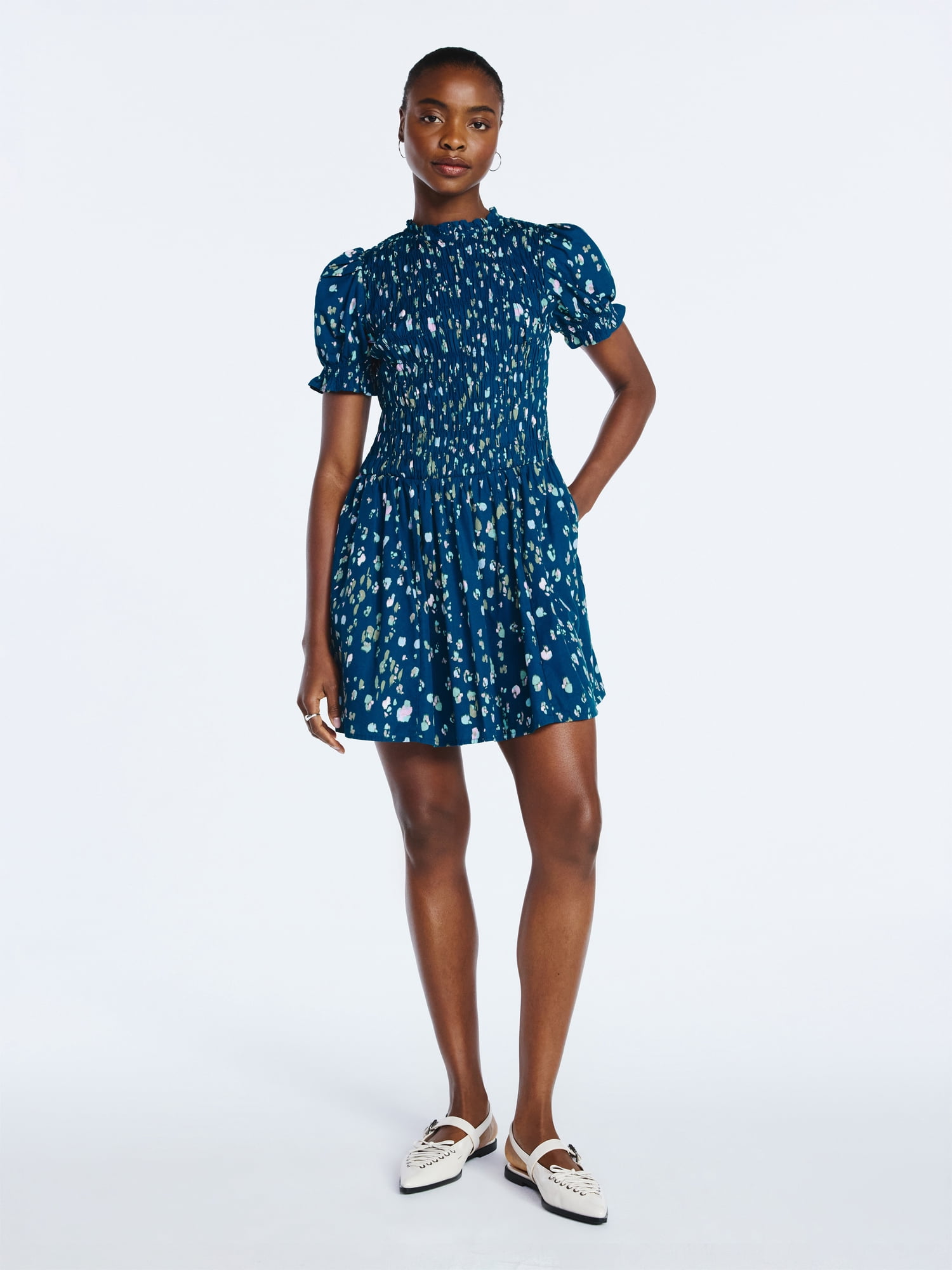 Scoop Women’s and Women's Plus Smocked Floral Mini Dress, Sizes XS-4X