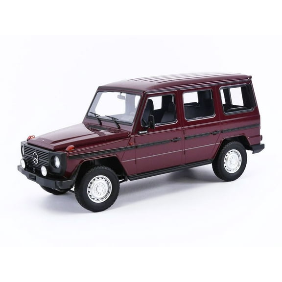 MINICHAMPS 1/18 - MERCEDES-BENZ G Model Long W460 - 1980