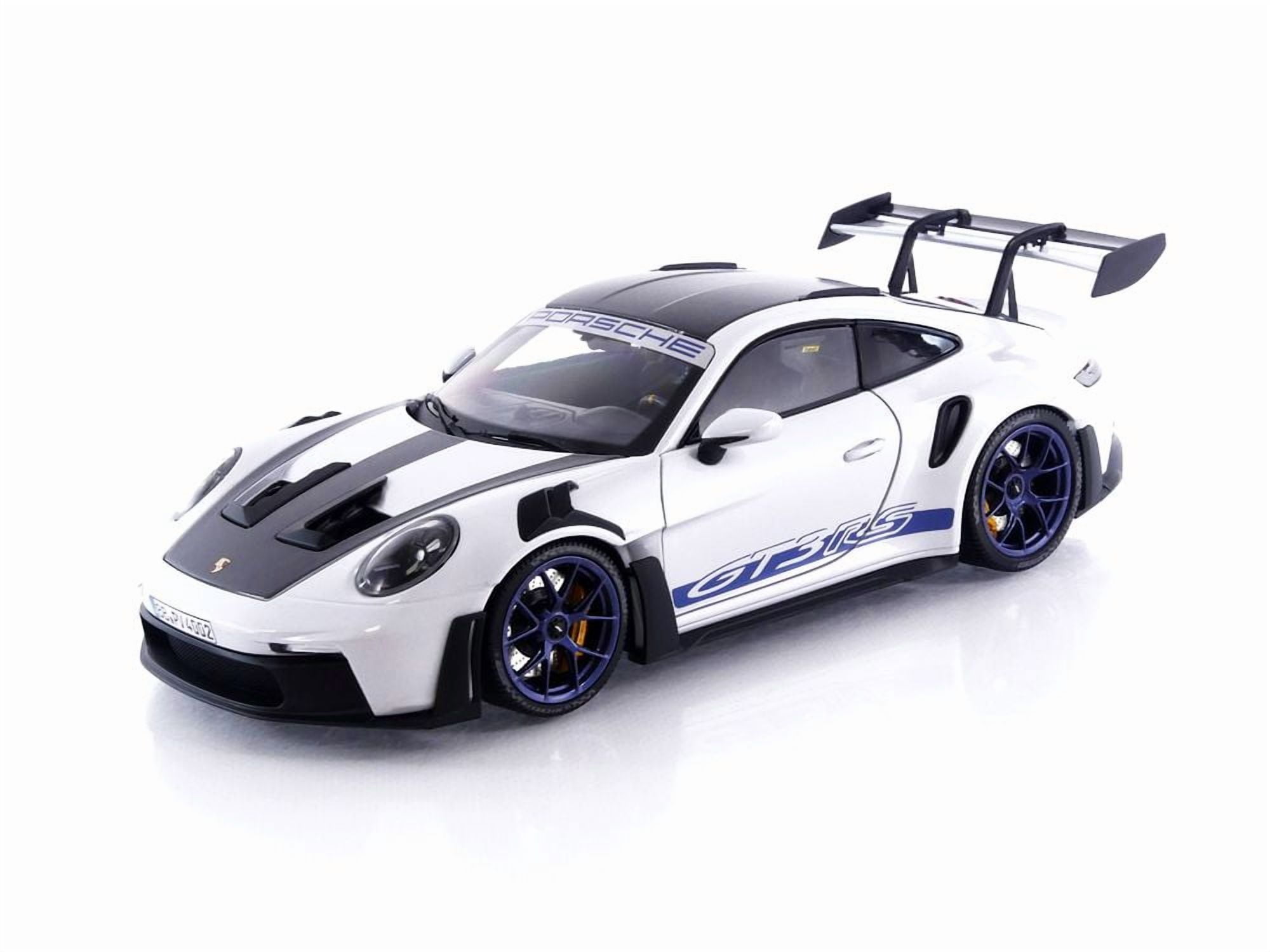 Porsche 911 GT3 RS 4.0 1/18 ホワイト Amazon | Maisto White Porsche 911 GT3 RS 4.0 - 1:18 Diecast