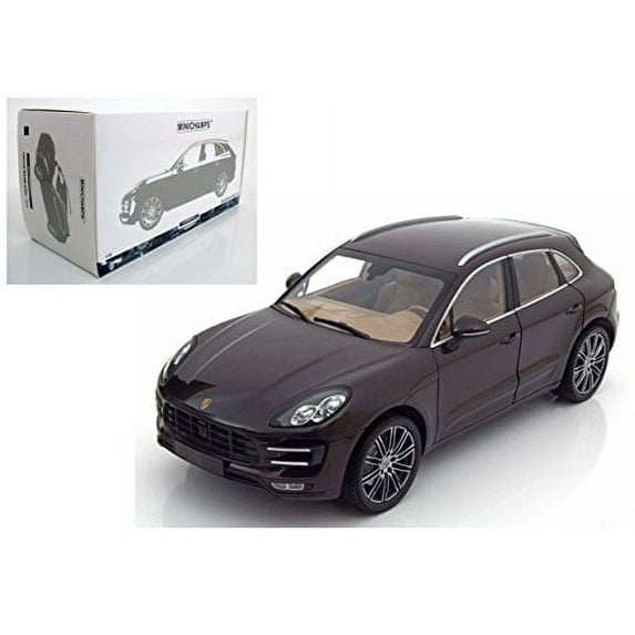 MINICHAMPS Collection 1:18 2013 PORSCHE MACAN TURBO Diecast Car