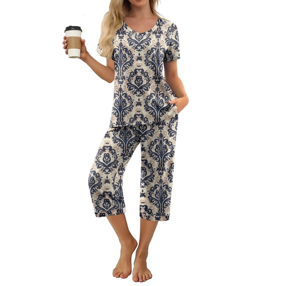 MINTREUS Women's Pajama Sets Short Sleeve Shirt and Capri Soft Pajama Sets with Pockets M-4XL