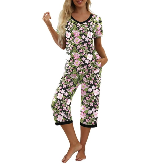 MINTREUS Women's Pajama Sets Short Sleeve Shirt and Capri Soft Pajama Sets with Pockets
