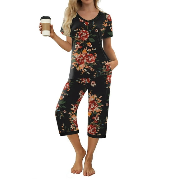 MINTREUS Women's Pajama Sets Short Sleeve Shirt and Capri Soft Pajama Sets with Pockets S-4XL