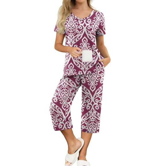 MINTREUS Womens Pajamas Short Sleeve Sleepwear Tops and Capri Pants Pjs Print Pajama Sets S-2XL