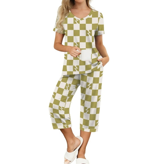 MINTREUS Womens Pajamas Short Sleeve Sleepwear Tops and Capri Pants Pjs Print Pajama Sets S-2XL
