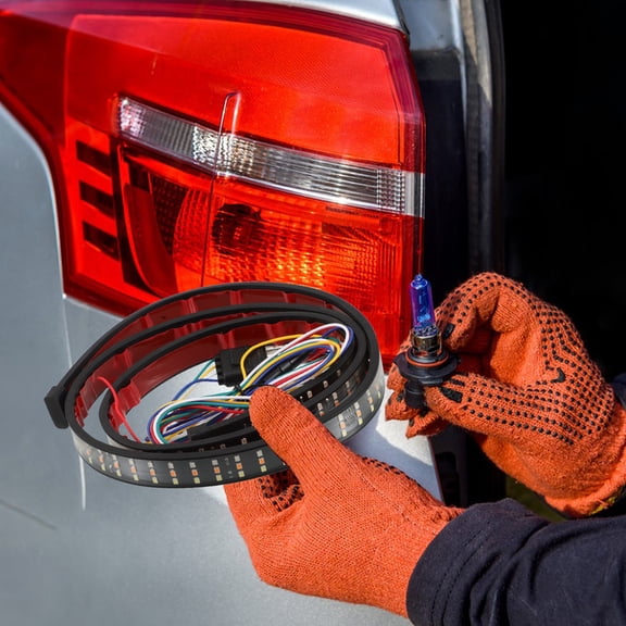 MLINS 1 Set Vehicle Tail Light Pickup Signal Light Vehicle Taillight Practical Rear Tail Lamp Strip Universal Turn Light Turn Signal Strip Light Tail Light