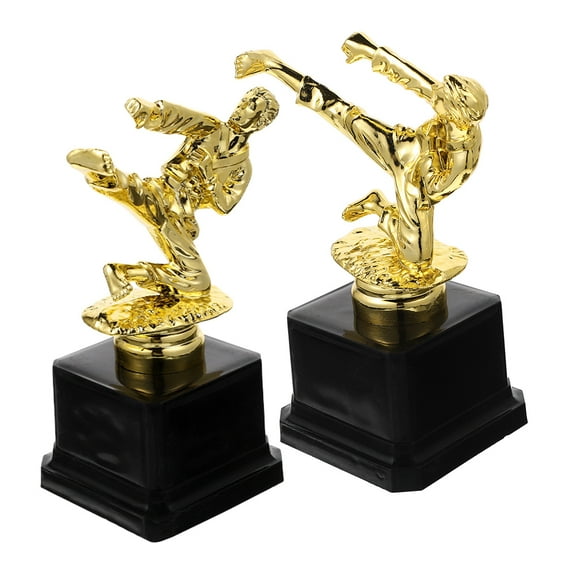 MLINS Golden Plastic Model Supplies for Decoration Martial Move Trophy 2 Pieces