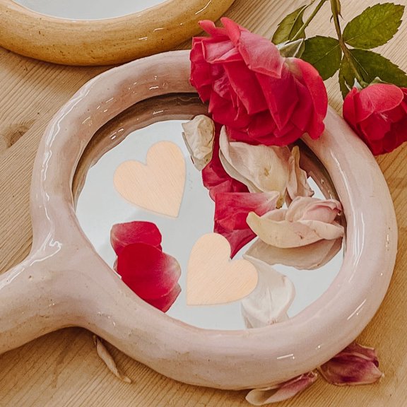 MLINS 300Pcs Rustic Wooden Love Heart Craft Unfinished Wood Arts Wood Slices Valentine Decoration