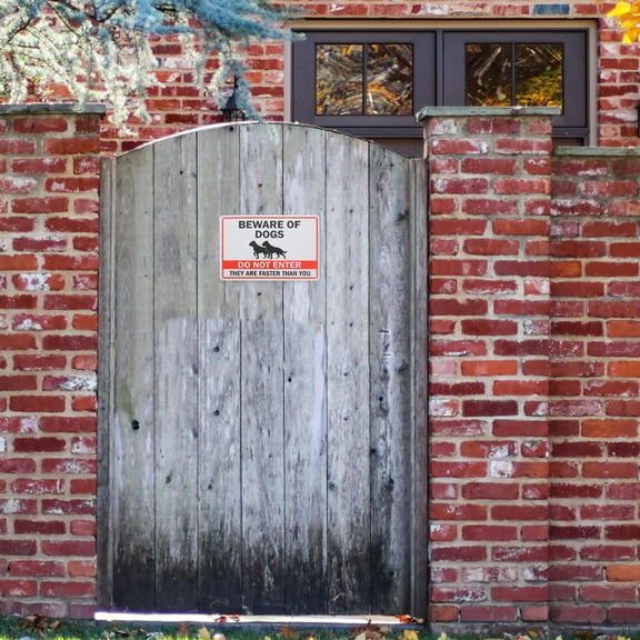 YUYUETIME Beware of Dog Sign Funny Tin Sign Iron for Homeowners Garden Decoration Outdoor Use 1Pcs
