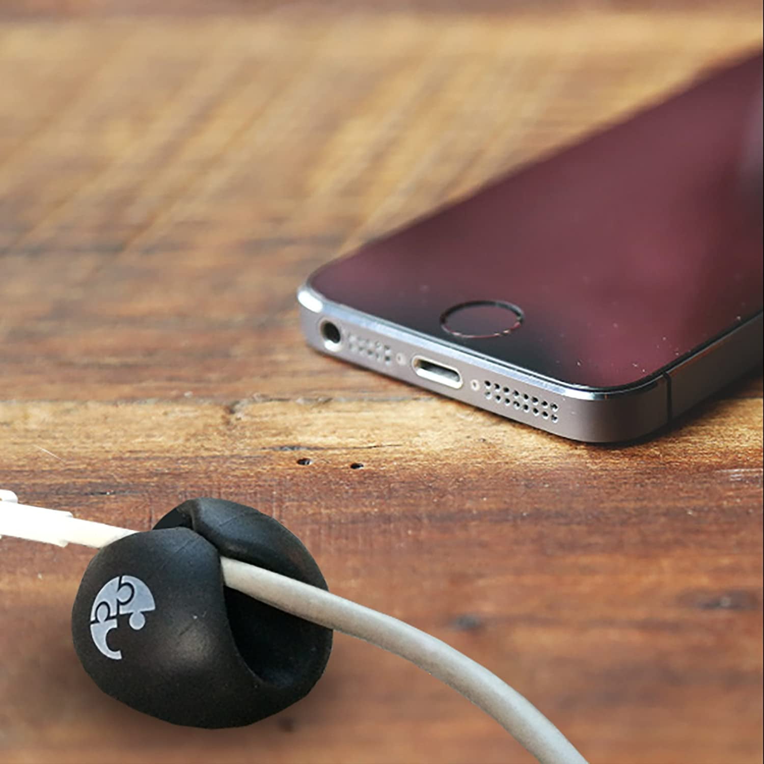 MLWWSCable Clip Management Nightstand Accessories Cord Organizer