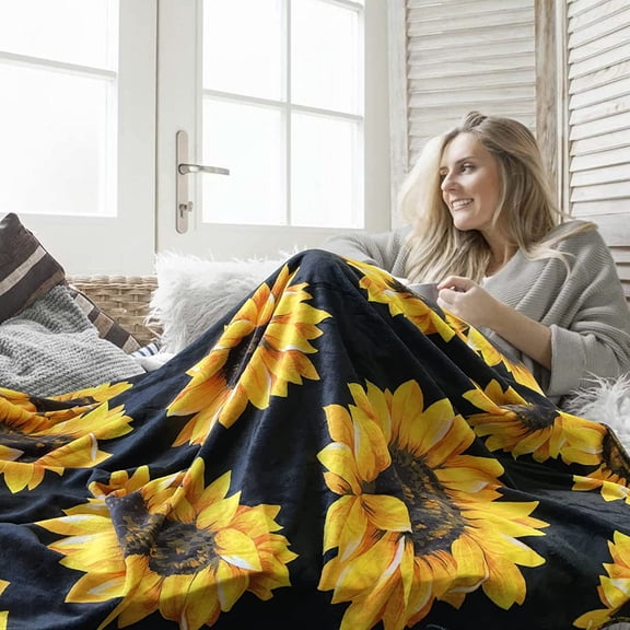 MMYGU Be Strong & Courageous Throw Blanket Scripture Blanket with Healing Caring Faith Prayer Religious Gifts for Women Christian Bible Verse Throw Blanket 50x60in