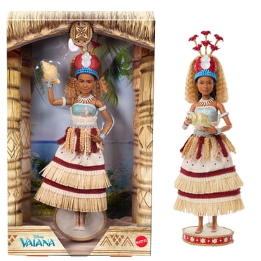 Disney Collector Moana Collectible Fashion Doll in Live-Action Ceremonial Look with Shell Accessory