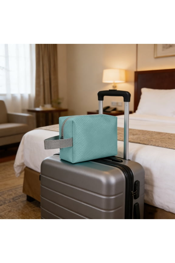 Portable Cosmetic Bag, Lightweight & Easy Clean, Classic Grid Style for Daily Cosmetic Storage and Gym Toiletry Pouch