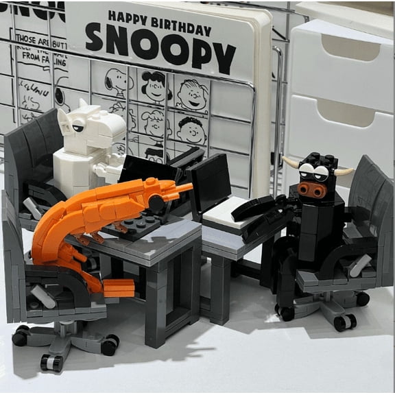 MOC "Shrimp Cow Horse" Busy Office Crew Building Blocks Set - Funny Overworked Desk Scene Bricks Model