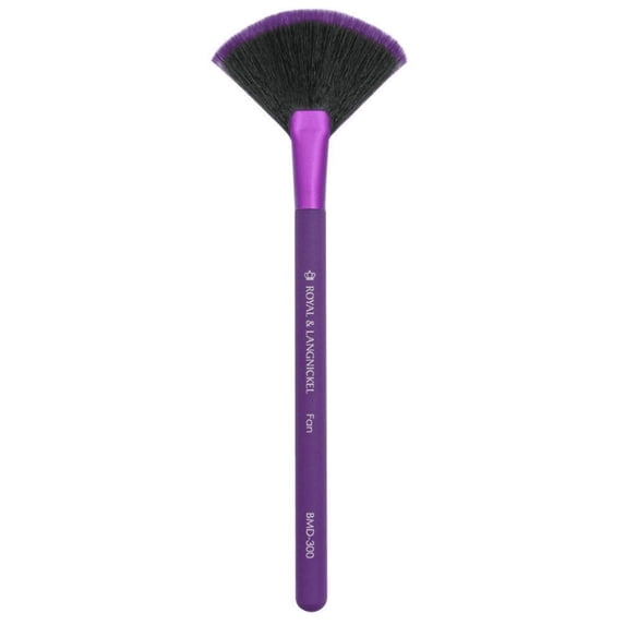 MÅDA Fan Pro Makeup Brush