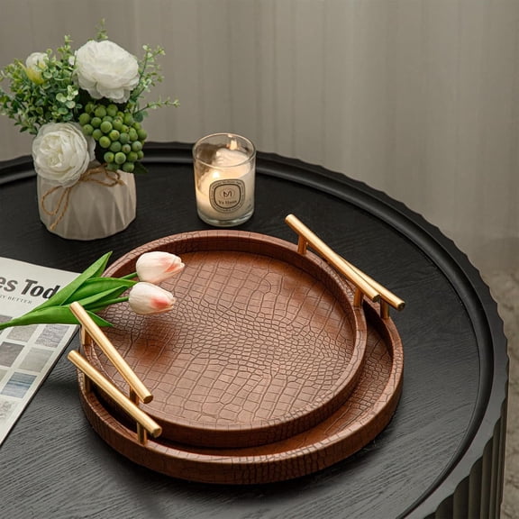 MODE HOME Modern Round Tray Set of 2, Crocodile Leather Decorative Trays with Polished Gold Handles for Coffee Table, Ottoman & Home Decor - Brown