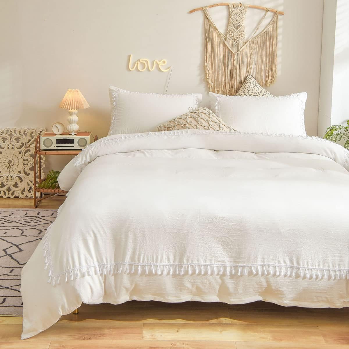 MOOWOO White Boho Bedding, Queen Tufted Tassel Fringe Farmhouse Duvet ...