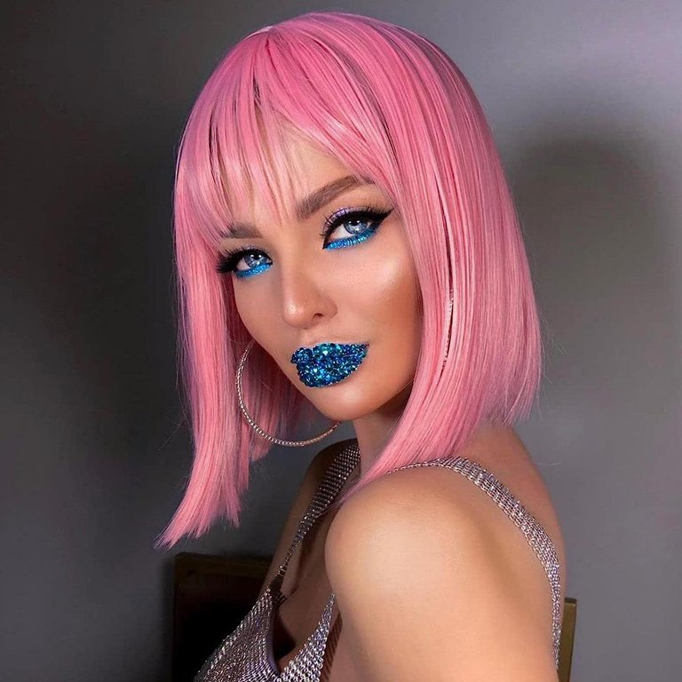 MORICA Pink Bob Wig Short Pink Straight Bob Wigs with Bangs  display picture 3