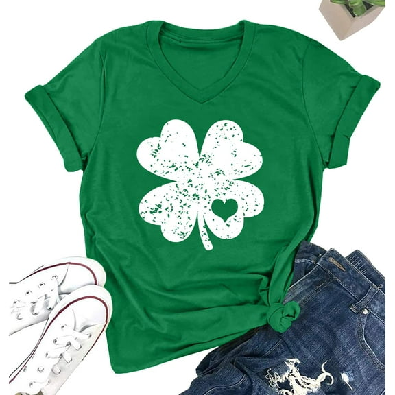 MOUSYA St. Patrick Day Green Shamrock Tee Shirt Women Clover Vintage Tee Top Four Leaf Retro V Neck T Shirts (Green,L)