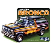 MPC MPC991 Skill 2 Model Kit 1982 Ford Bronco 1-25 Scale Model