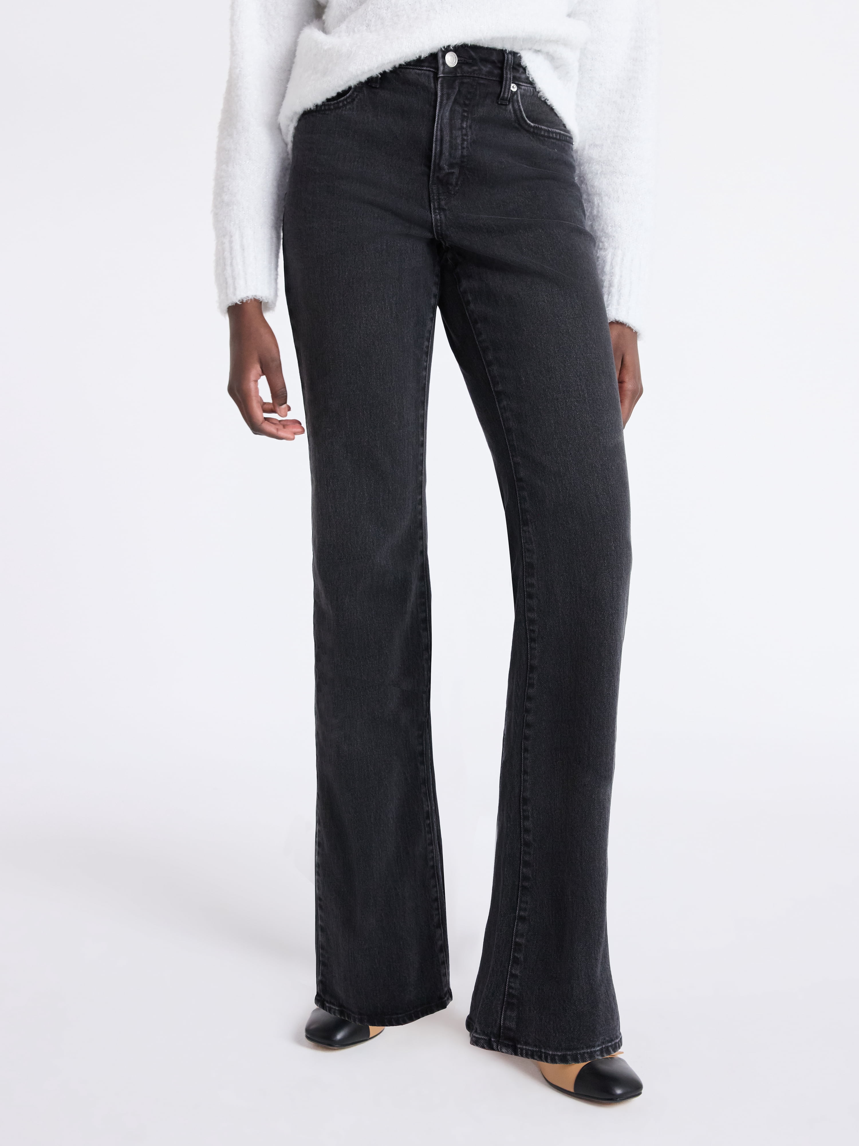 Free Assembly Women's Mid Rise Full Length Bootcut Jeans, 32" Inseam, Sizes 0-20