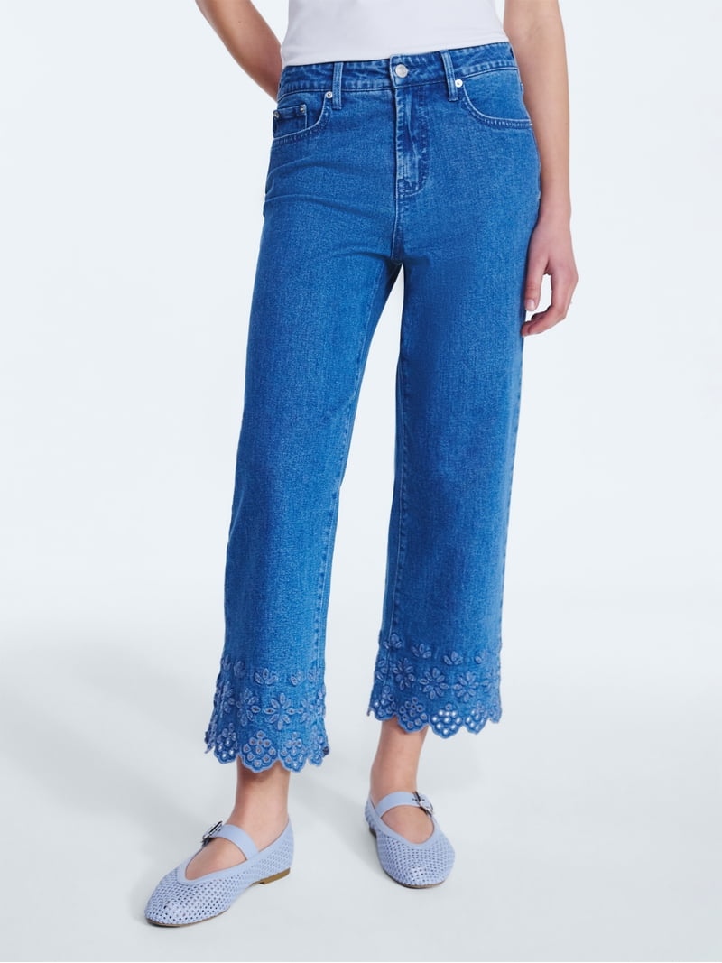 Free Assembly Women's and Women's Plus Embroidered Eyelet Cropped