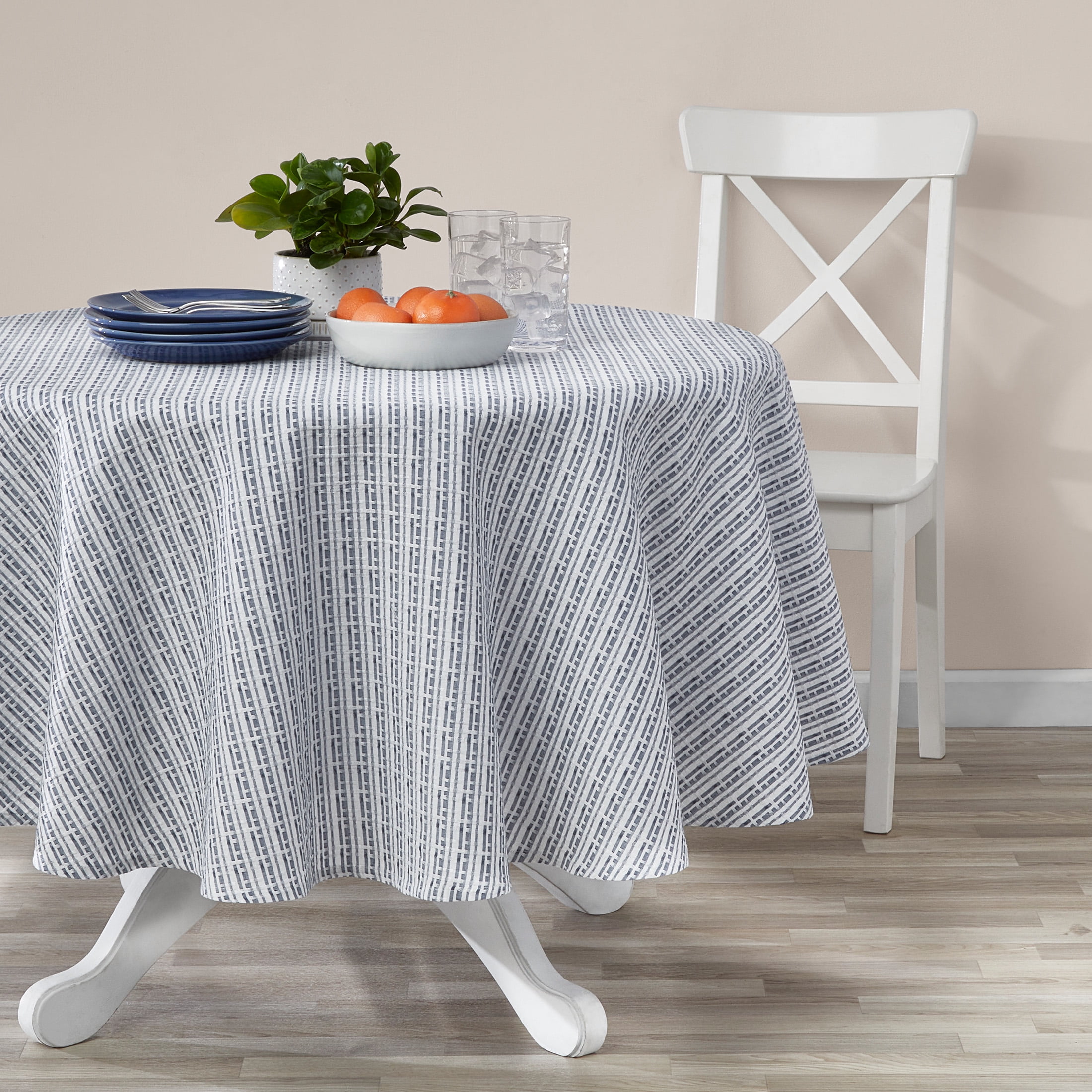 Mainstays Blue Plaid 70-Inch Round Tablecloth in Cotton Polyester Blend