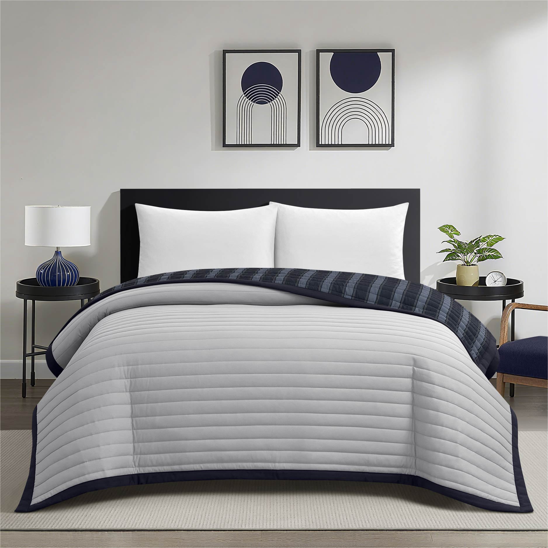Mainstays Grey Striped Reversible Quilt, Full/Queen, 86" x 90"