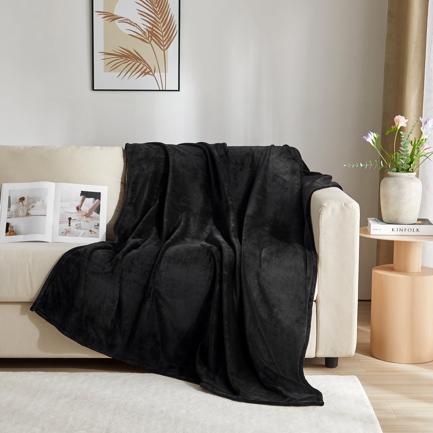 Mainstays Super Soft Plush Oversized Couch Throw Blanket, Black, 50 x 72 in