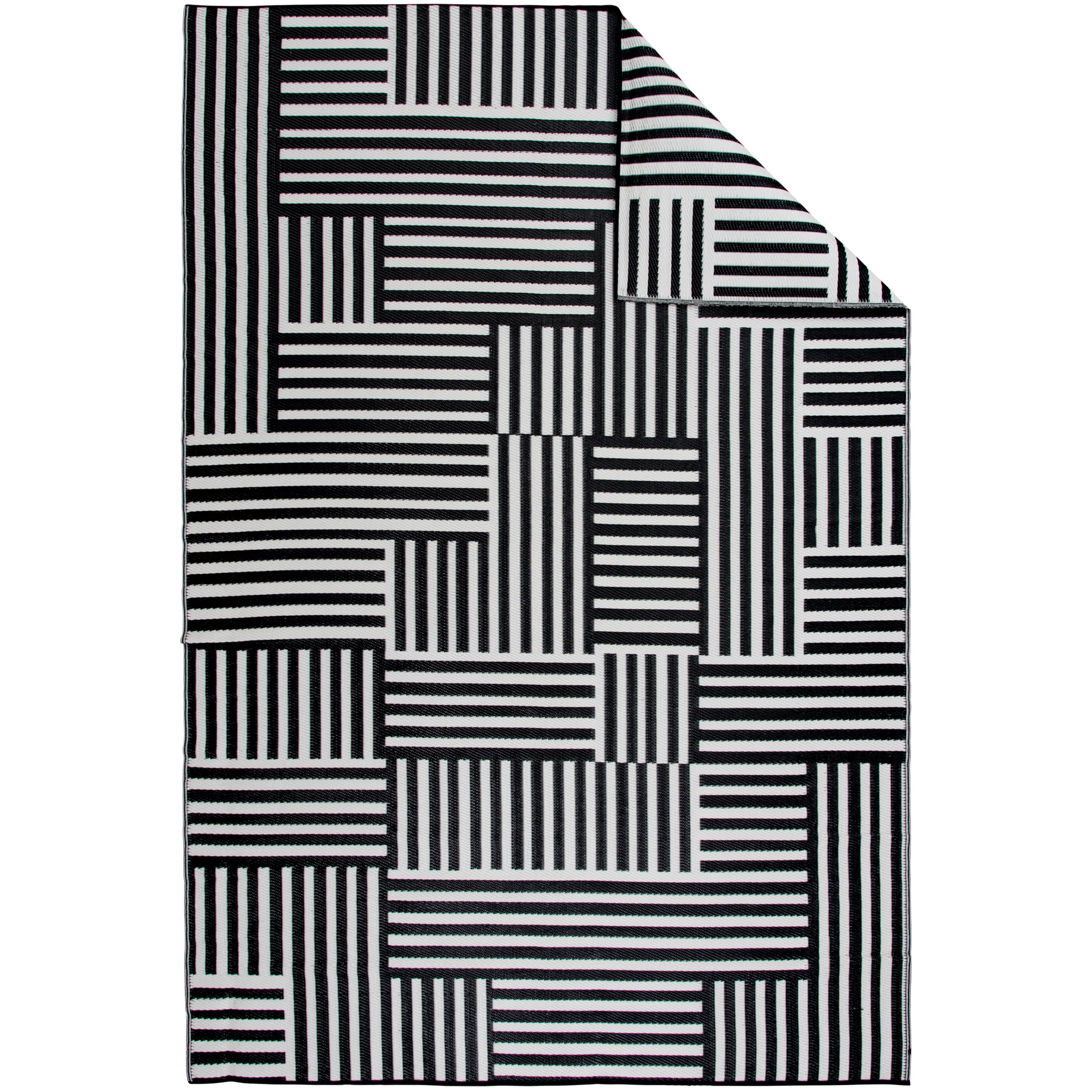 Mainstays New Block Black and White Stripe Plastic Outdoor Rug, 7'x10'