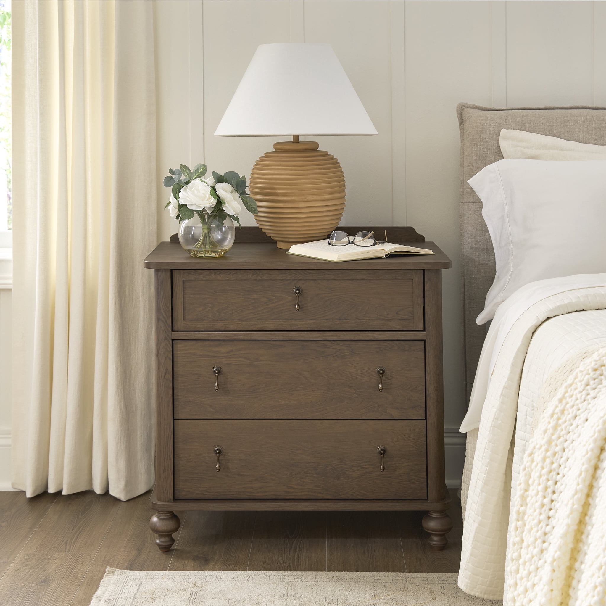 My Texas House Hartwell 3 Drawer Nightstand with USB, Heritage Oak