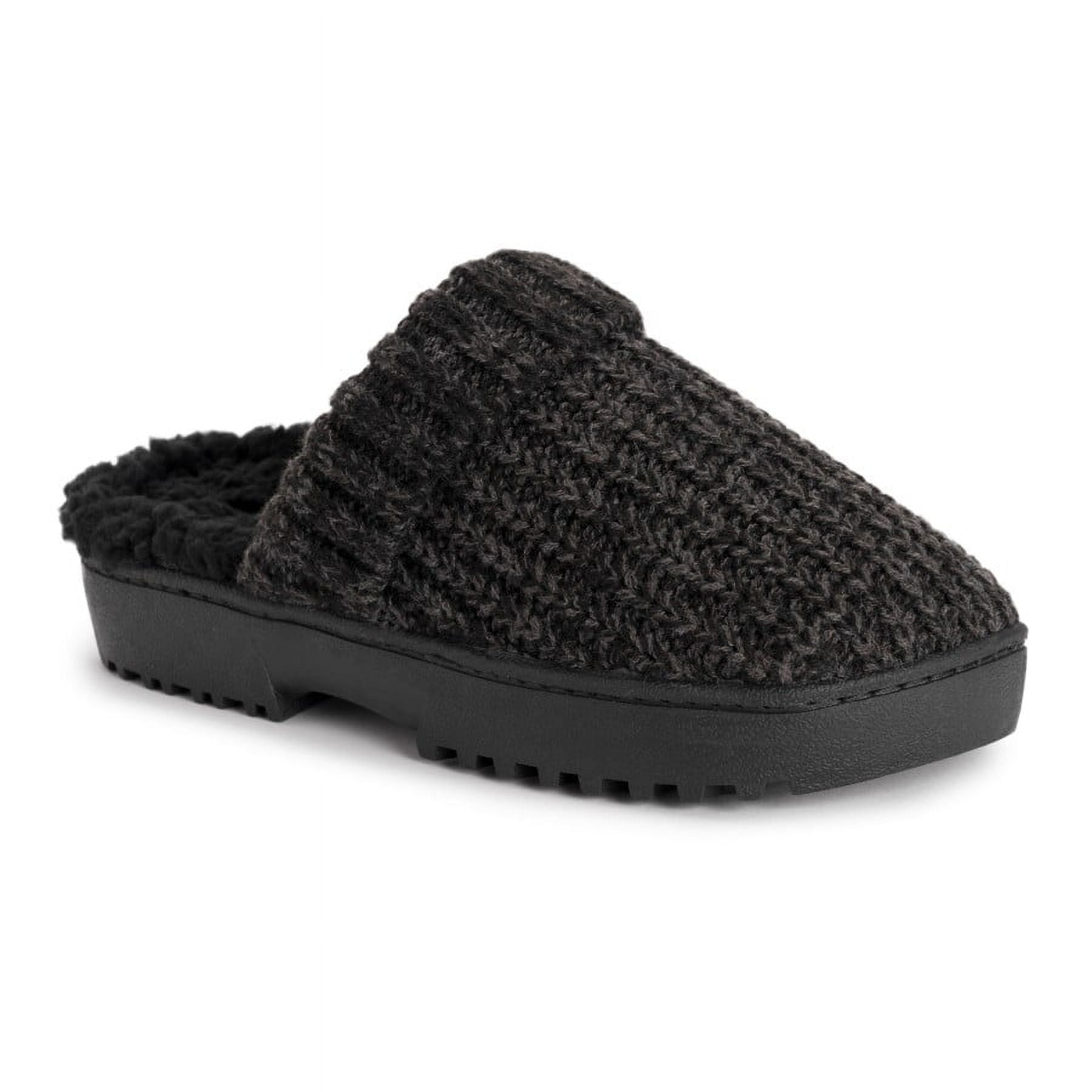MUK LUKS Women s Minette Slippers