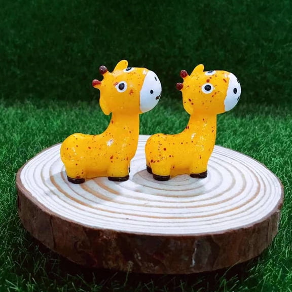 OATIPHO 20Pcs Charming Yellow Resin Desktop Giraffe Figurine for Garden and Landscape Supply