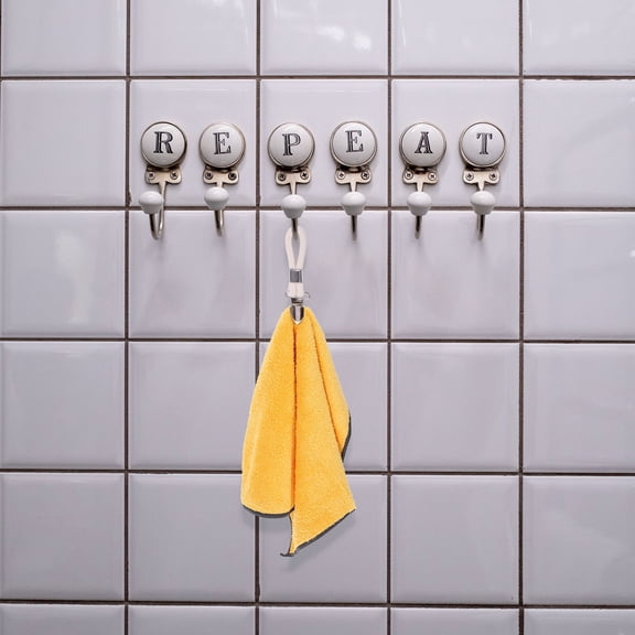 OATIPHO 4Pcs Hand Towel Clip Iron Towel Holder Clip Brown Clamping Towels Bathroom Use