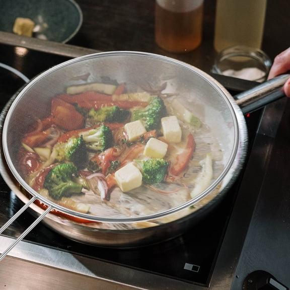 OATIPHO Heat Resistant Frying Pan Splatter Guard with Easy Clean Silver Mesh Screen
