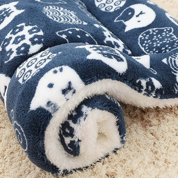 Cozy Calming Cat Blanket, Cat Bed Self Heating Pet Pad, Ultra Soft and Warm Dog Cat Bed Mat Flannel Blanket
