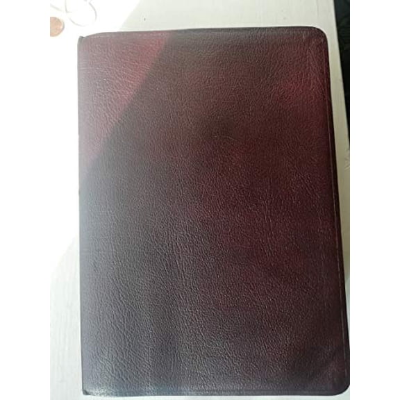 Pre-Owned The Macarthur Study Bible: New King James Version, Burgundy, Bonded Leather (Paperback) 0718019016 9780718019013