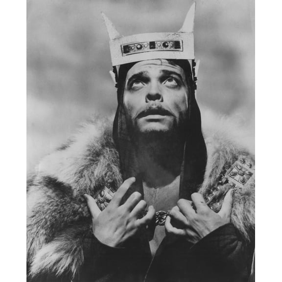Macbeth Photo Print (8 x 10)