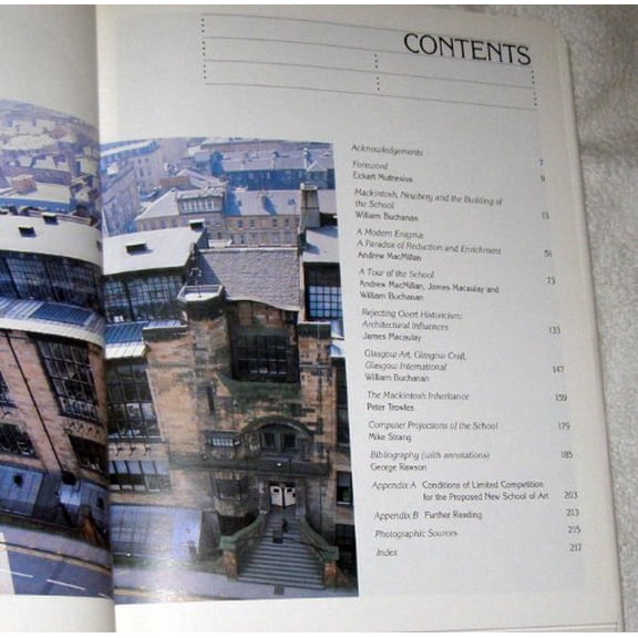 Pre-Owned Mackintoshs Masterwork: Charles Rennie Mackintosh and the Glasgow School of Art Hardcover William Buchanan, James Macaulay, Andrew Macmillan, George Rawson, Peter Trowles