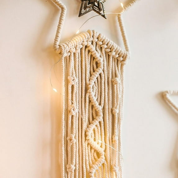 Macrame Woven Wall Hanging Boho Chic Woven Leaf Tassels Decoration Dream Catcher for Living Room or Bedroom Decoration Elegant Gift