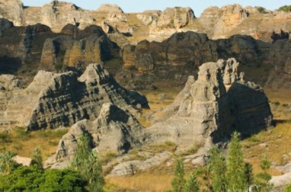 Madagascar Isalo National Park Eroded sandstone Canvas Art - Kevin Schafer DanitaDelimont (24 x 15)
