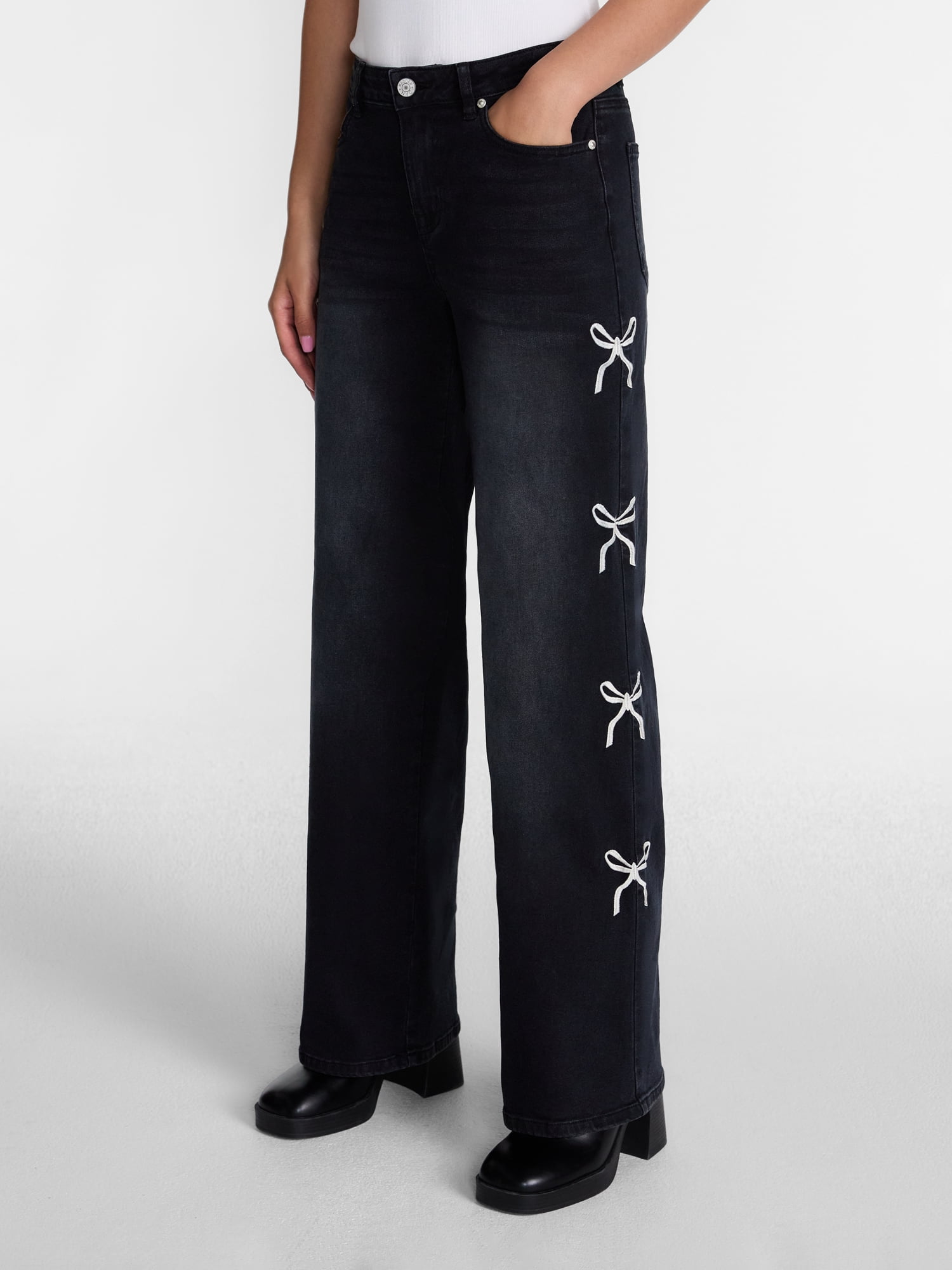 Madden NYC Women’s Ultra 90's Jeans with Bow Embroidery, 32'' Inseam, Sizes 00-18