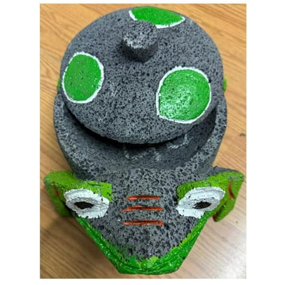 Made in Mexico Beautifully Hand Carved Painted Guacamole Maker Frog Rana Genuine Mexican Manual Guacamole Salsa Maker Volcanic Lava Rock Stone Molcajete W/Top Mortar and Pestle