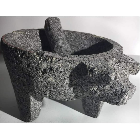Made in Mexico Piggy Cerdo Puerco Genuine Mexican Manual Guacamole Salsa Maker Volcanic Lava Rock Stone Molcajete/Tejolote Mortar and Pestle Herbs Spices Grains 8" Large Pig