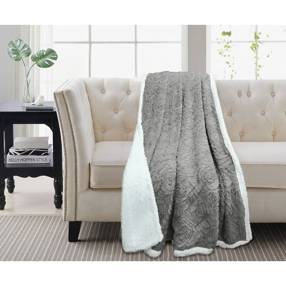 Madeline Sherpa Throw Big Rose Light Grey
