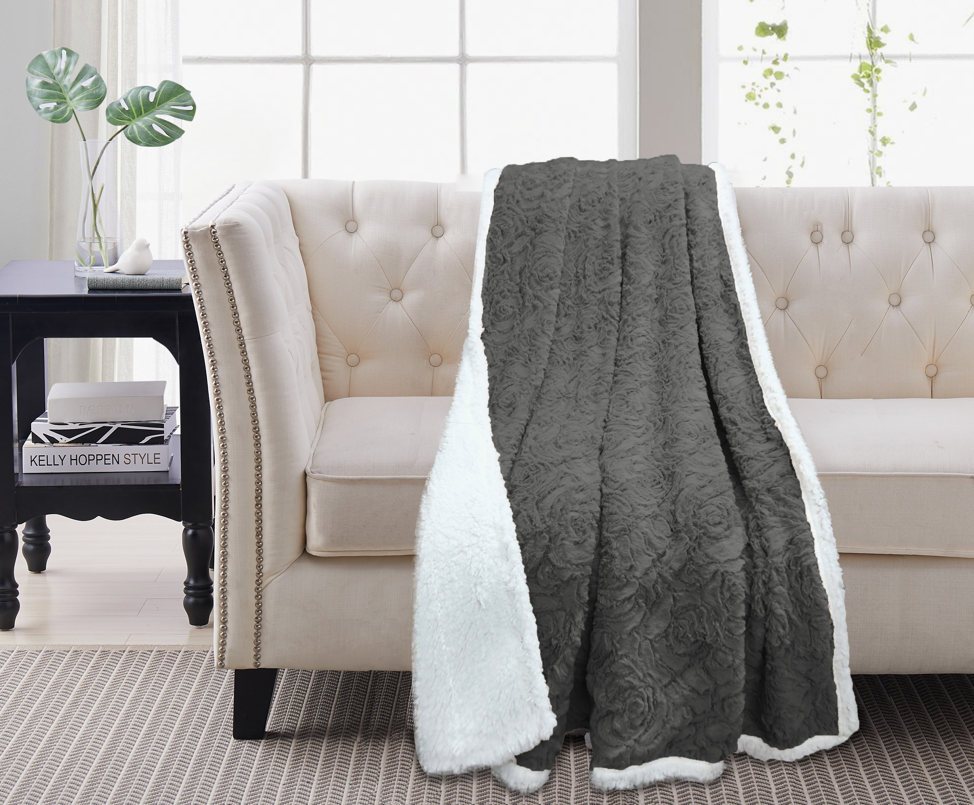 Madeline Sherpa Throw Rose Grey
