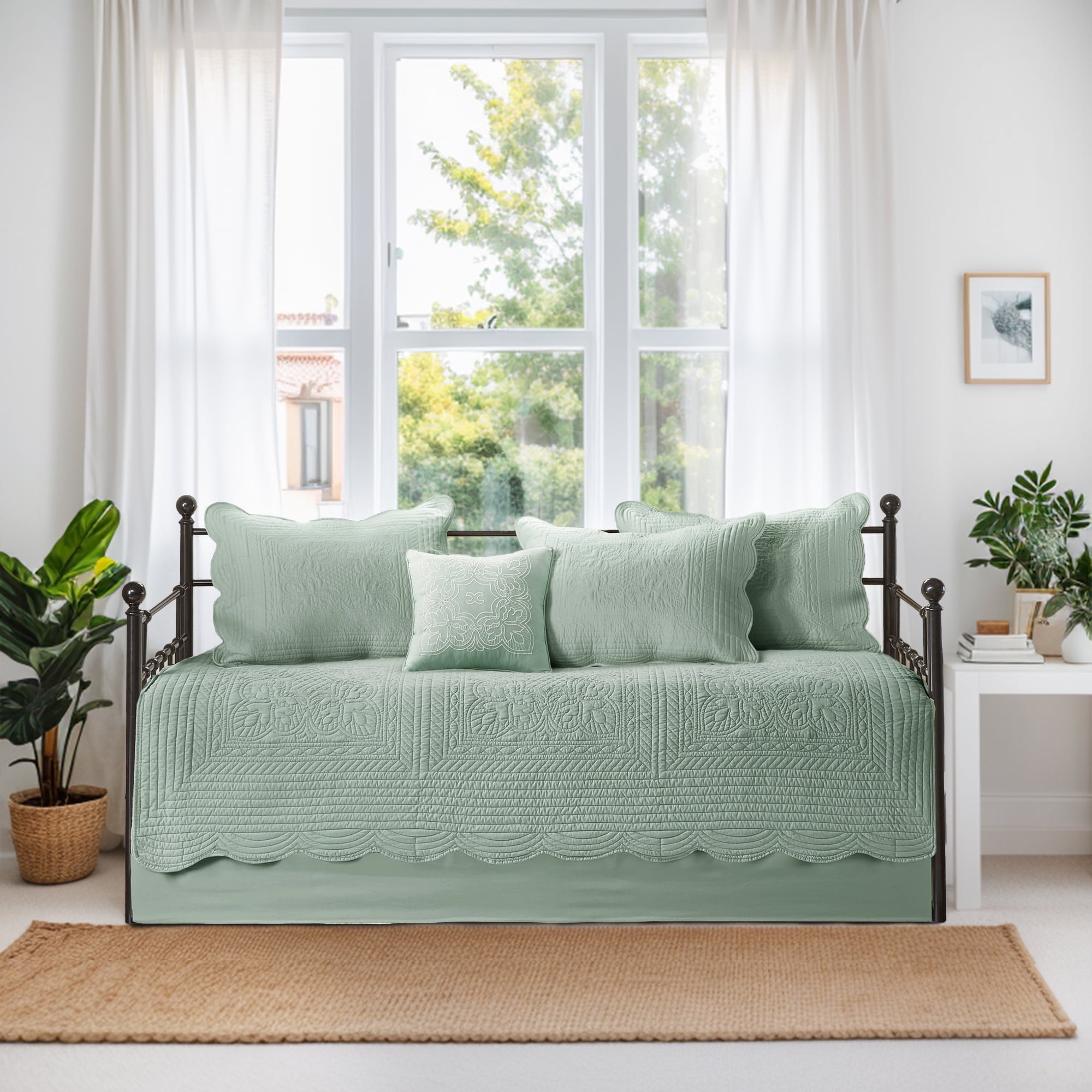 Seafoam Reversible Microfiber Daybed Cover Set with Scalloped Edges